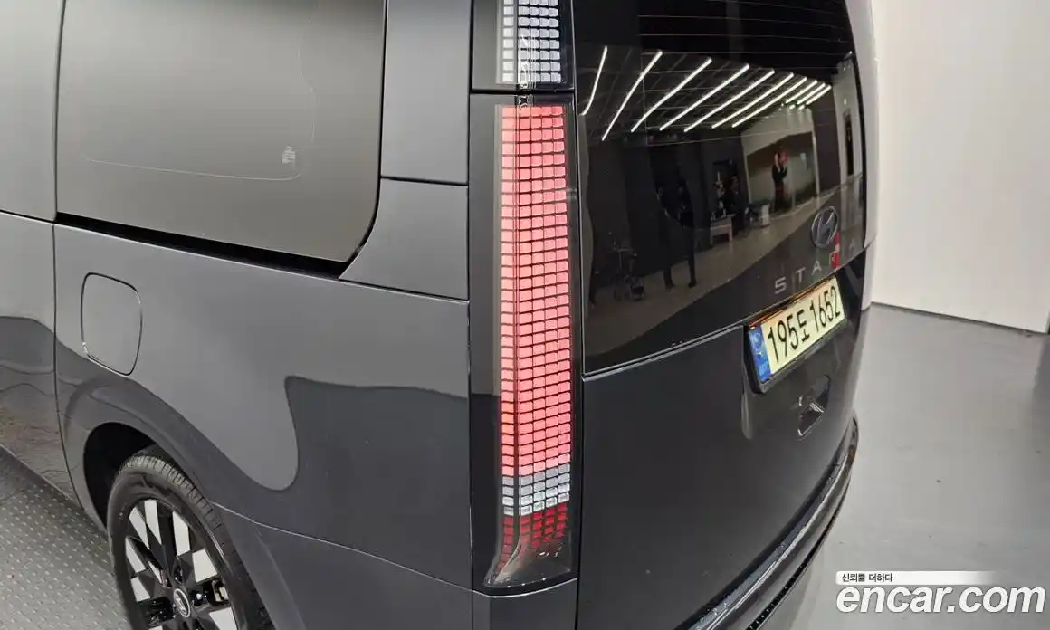 Hyundai Staria 2024 1.6 гидро в Москве № 1830688, фото 9