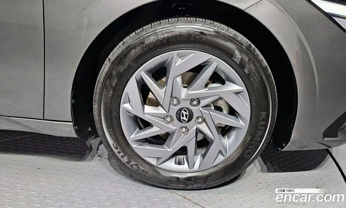 Hyundai Avante 2023 1.6 гидро в Москве № 1830765, фото 7