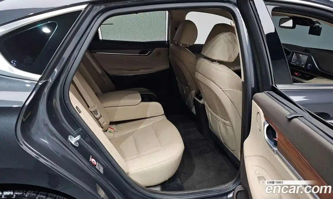Hyundai Grandeur 2019 3.0 гидро в Москве № 1830976, фото 16