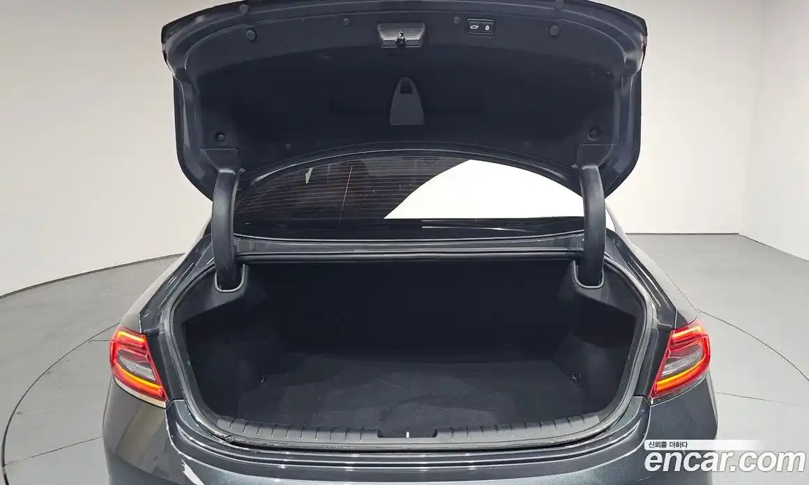 Hyundai Grandeur 2019 3.0 гидро в Москве № 1830976, фото 25