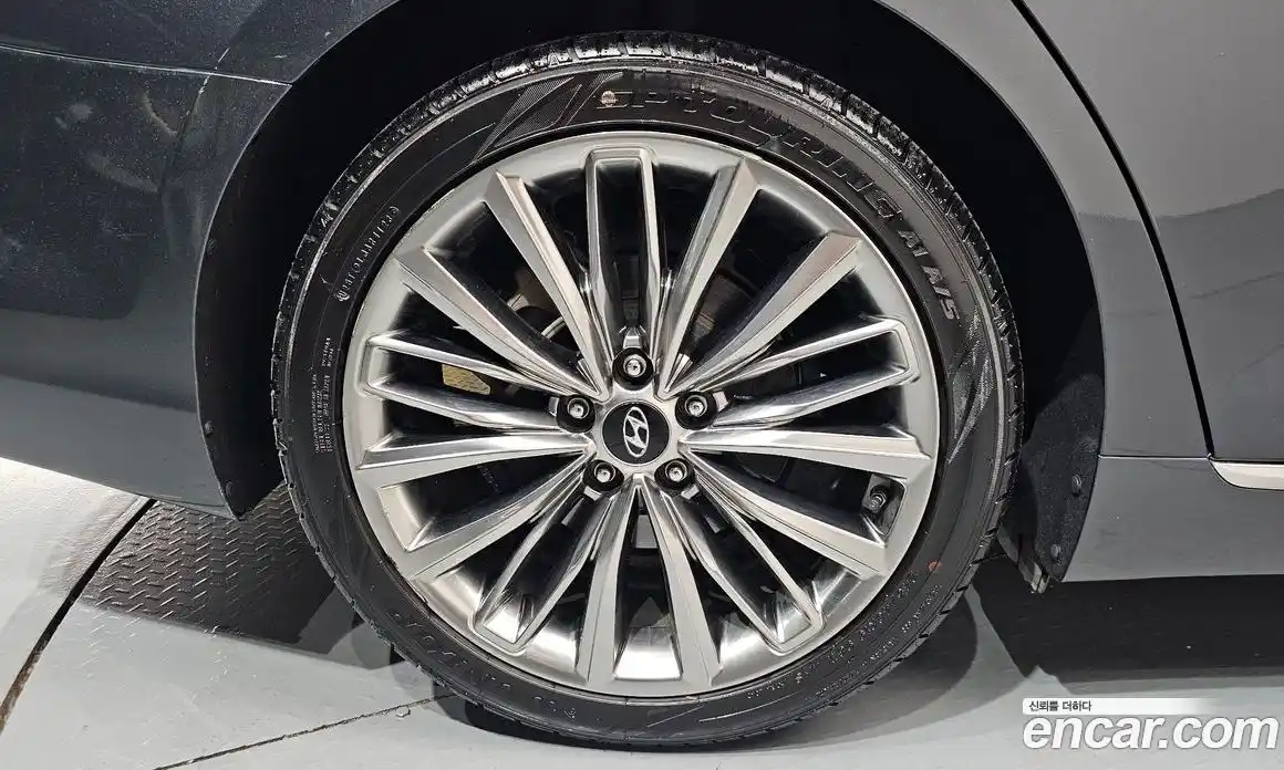 Hyundai Grandeur 2019 3.0 гидро в Москве № 1830976, фото 6