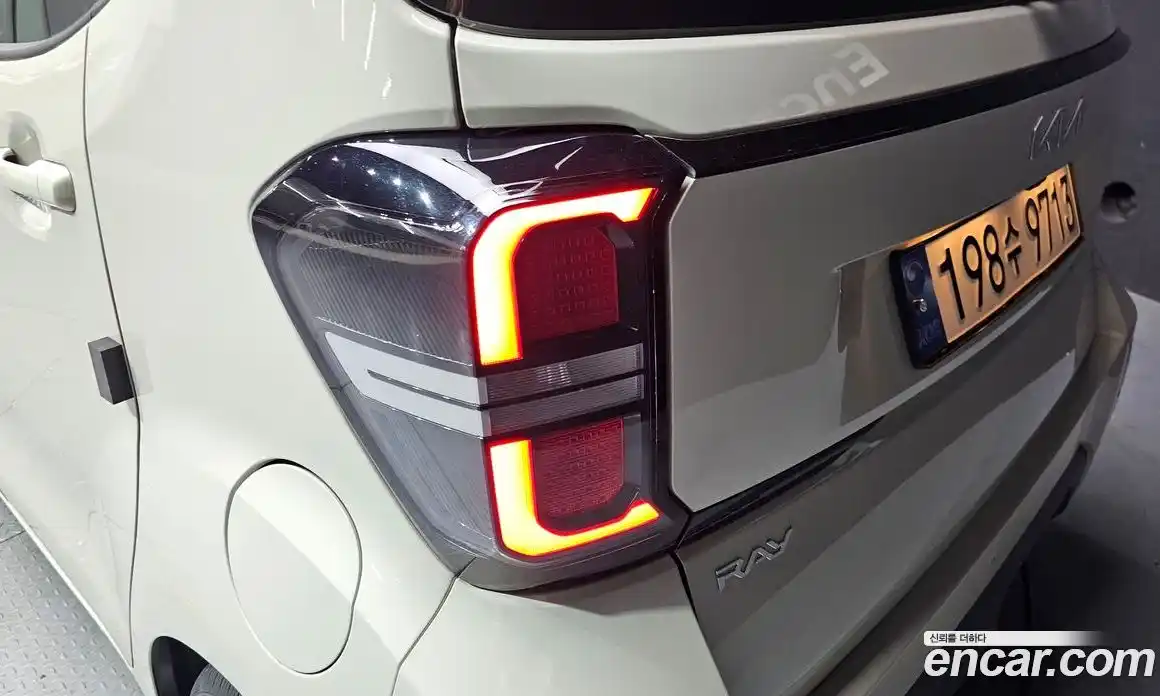 Kia Ray 2022 1.0 гидро в Москве № 1831416, фото 9