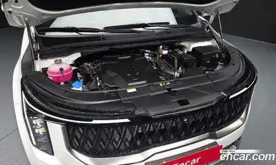 Kia Canival 2023 3.5 гидро в Москве № 1831456, миниатюра 6