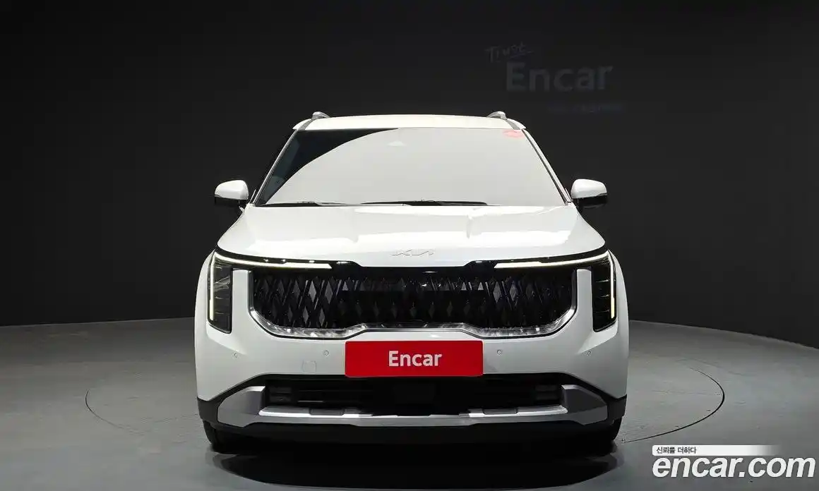 Kia Canival 2025 1.6 гидро в Москве № 1831623, фото 3