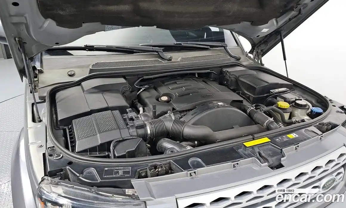 Land Rover Discovery 2012 3.0 гидро в Москве № 189934, фото 6