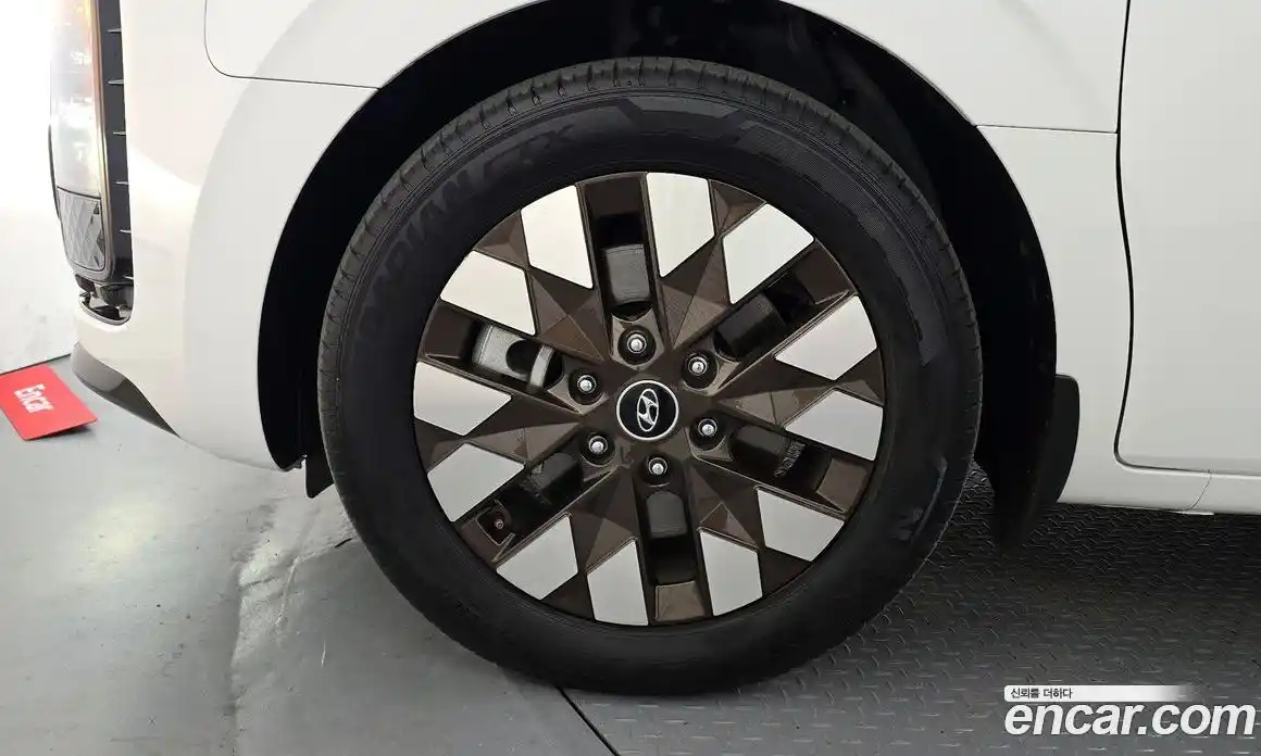Hyundai Staria 2024 2.2 гидро в Москве № 1903525, фото 7
