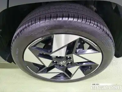 Hyundai Kona 2023 1.6 гидро в Москве № 1903825, миниатюра 5