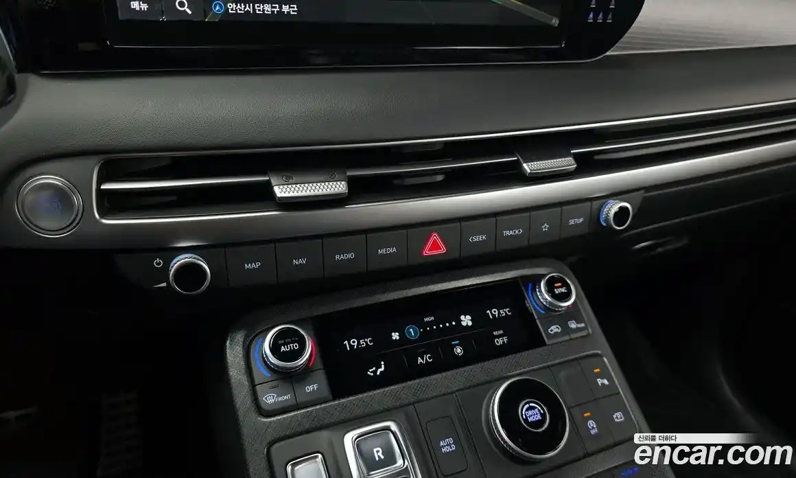 Hyundai Palisade 2022 3.8 гидро в Москве № 1904008, фото 24