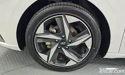 Hyundai Avante 2023 1.6 гидро в Москве № 1904018, миниатюра 5