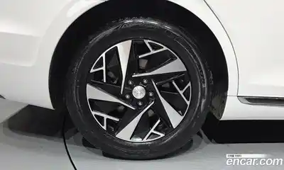 Hyundai Grandeur 2022 2.4 гидро в Москве № 1904068, миниатюра 5
