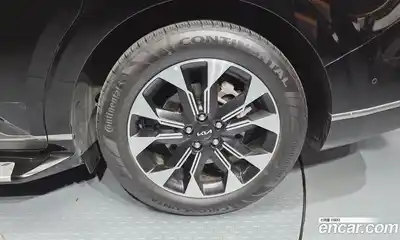 Kia Canival 2023 3.5 гидро в Москве № 1904579, миниатюра 7