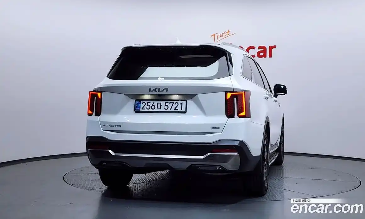 Kia Sorento 2024 1.6 гидро в Москве № 1904594, фото 4