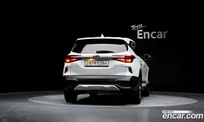 Kia Seltos 2021 1.6 гидро в Москве № 1904598, миниатюра 3
