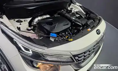 Kia Seltos 2021 1.6 гидро в Москве № 1904598, миниатюра 5