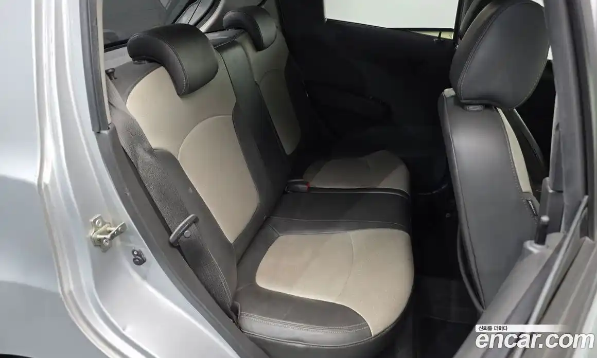 Chevrolet Spark 2011 1.0 гидро в Москве № 1907995, фото 11