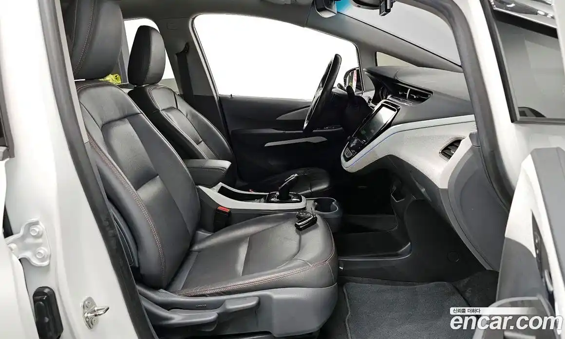 Chevrolet Bolt EV 2021 0.2 гидро в Москве № 1908034, фото 16