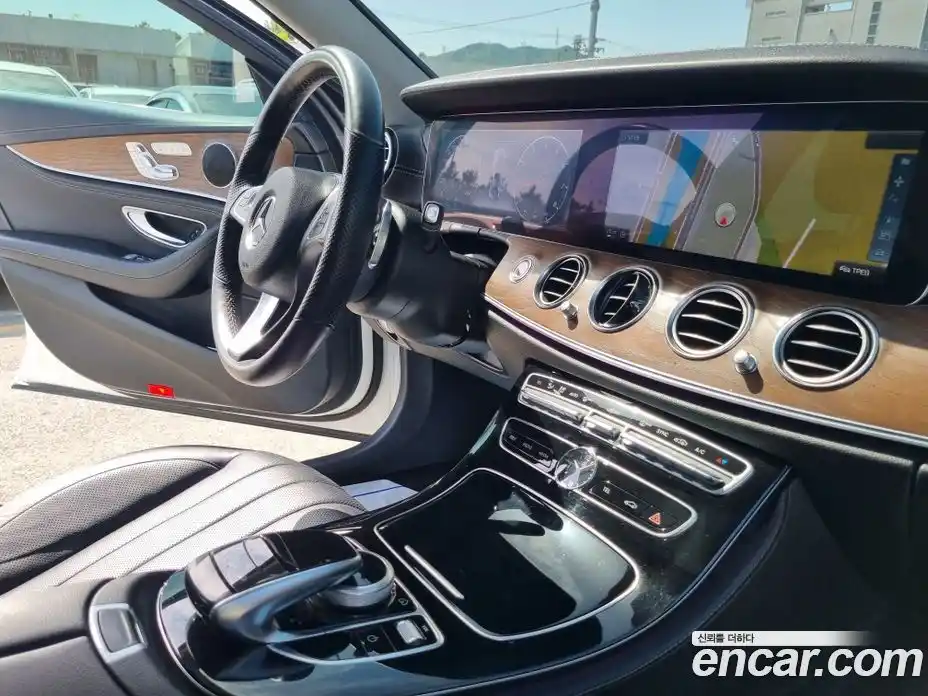 Mercedes-Benz E-Class 2017 2.0 гидро в Москве № 1909389, фото 13