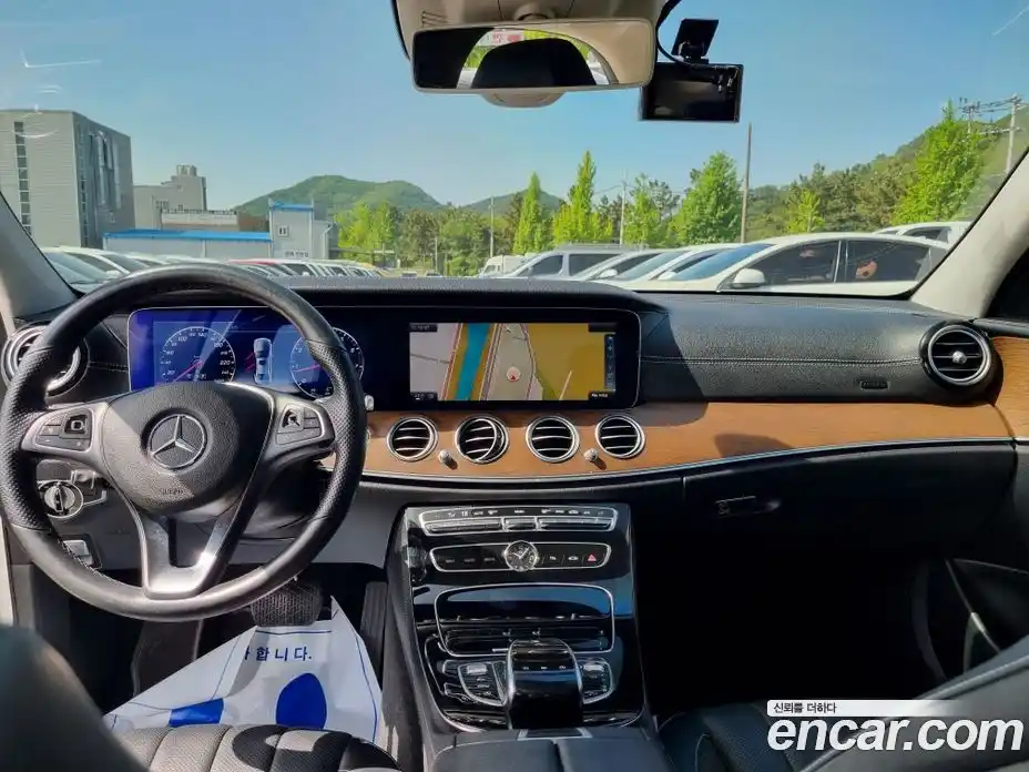 Mercedes-Benz E-Class 2017 2.0 гидро в Москве № 1909389, фото 14