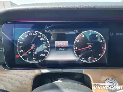Mercedes-Benz E-Class 2017 2.0 гидро в Москве № 1909389, миниатюра 6