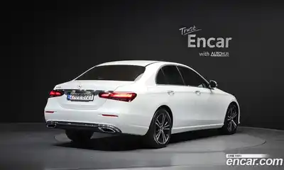 Mercedes-Benz E-Class 2021 2.0 гидро в Москве № 1910224, миниатюра 2