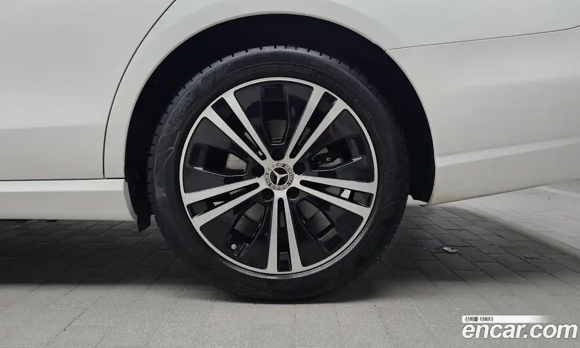 Mercedes-Benz E-Class 2021 2.0 гидро в Москве № 1910224, фото 7