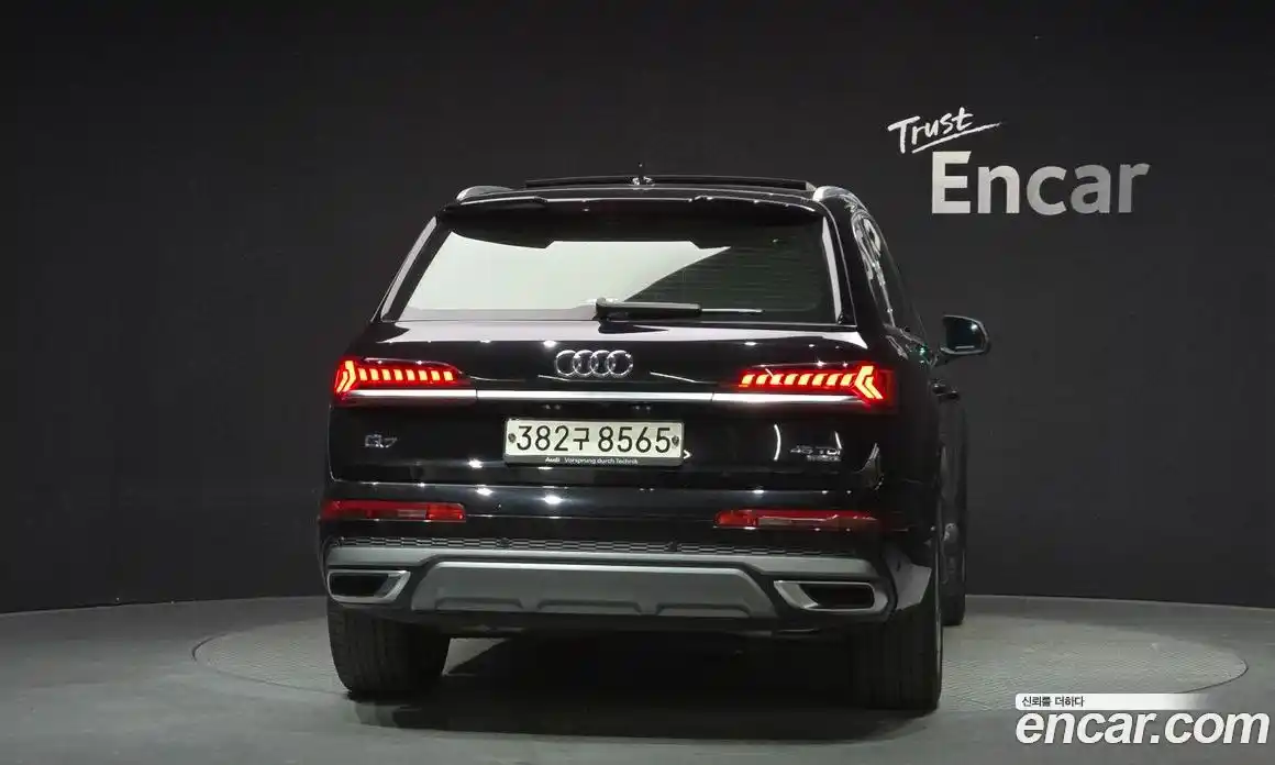 Audi Q7 2022 3.0 гидро в Москве № 1911176, фото 4