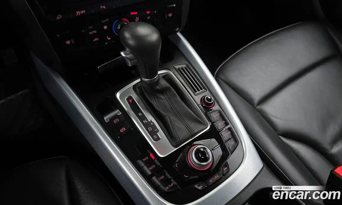 Audi Q5 2012 2.0 гидро в Москве № 1911180, фото 9