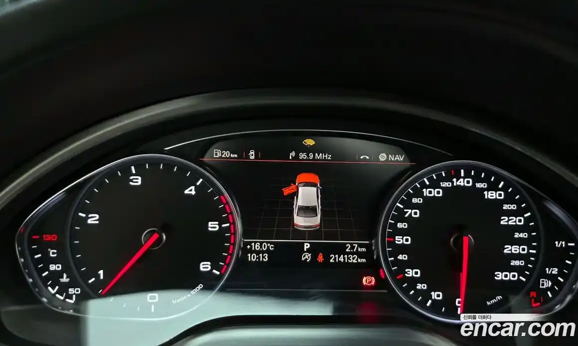 Audi A8 2014 4.1 гидро в Москве № 1911872, фото 8