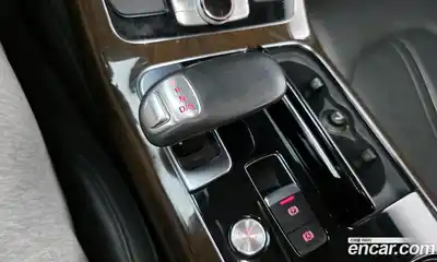 Audi A8 2014 4.1 гидро в Москве № 1911872, миниатюра 9