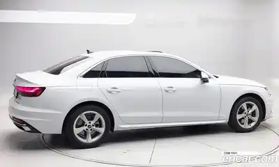 Audi A4 2021 2.0 гидро в Москве № 1912256, миниатюра 5