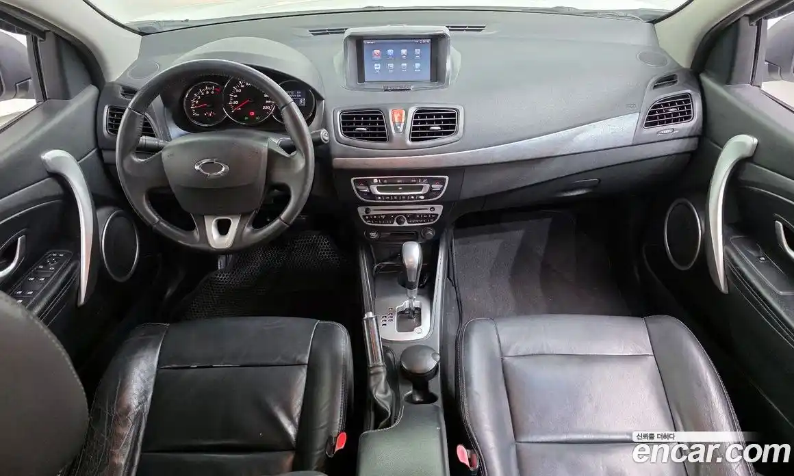 Renault SM3 2010 1.6 гидро в Москве № 1912715, фото 7
