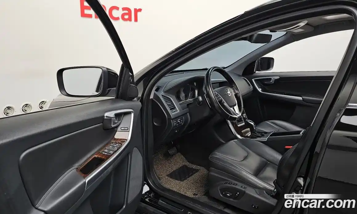 Volvo XC60 2016 2.0 гидро в Москве № 1913165, фото 12