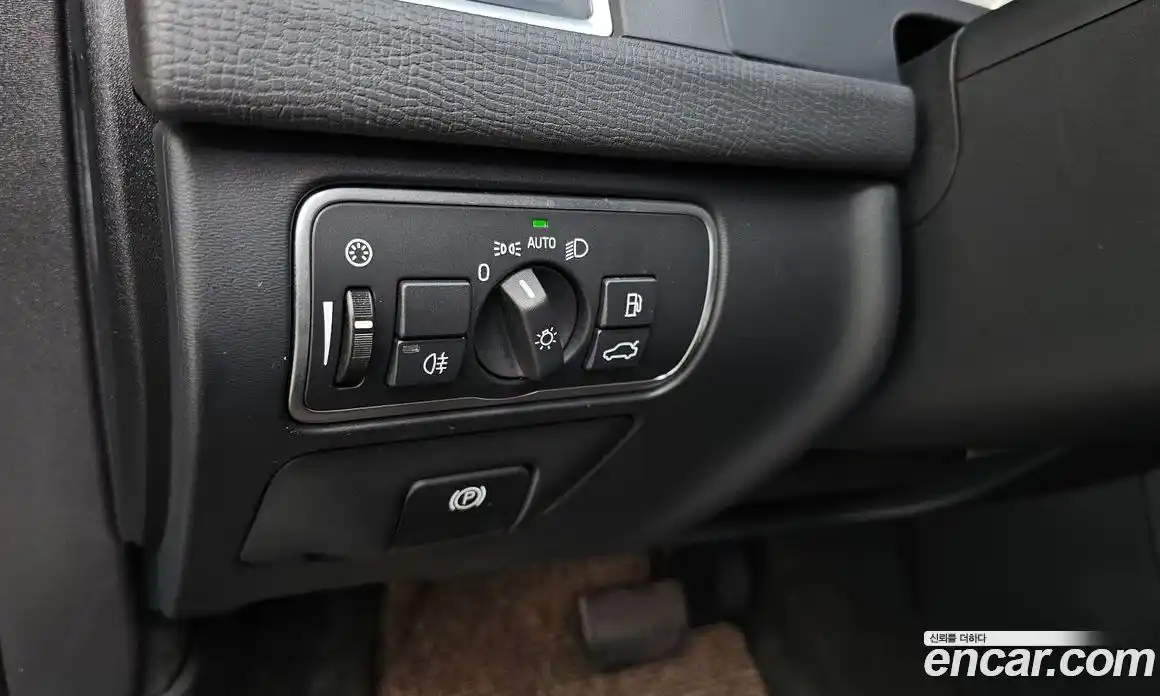 Volvo XC60 2016 2.0 гидро в Москве № 1913165, фото 23