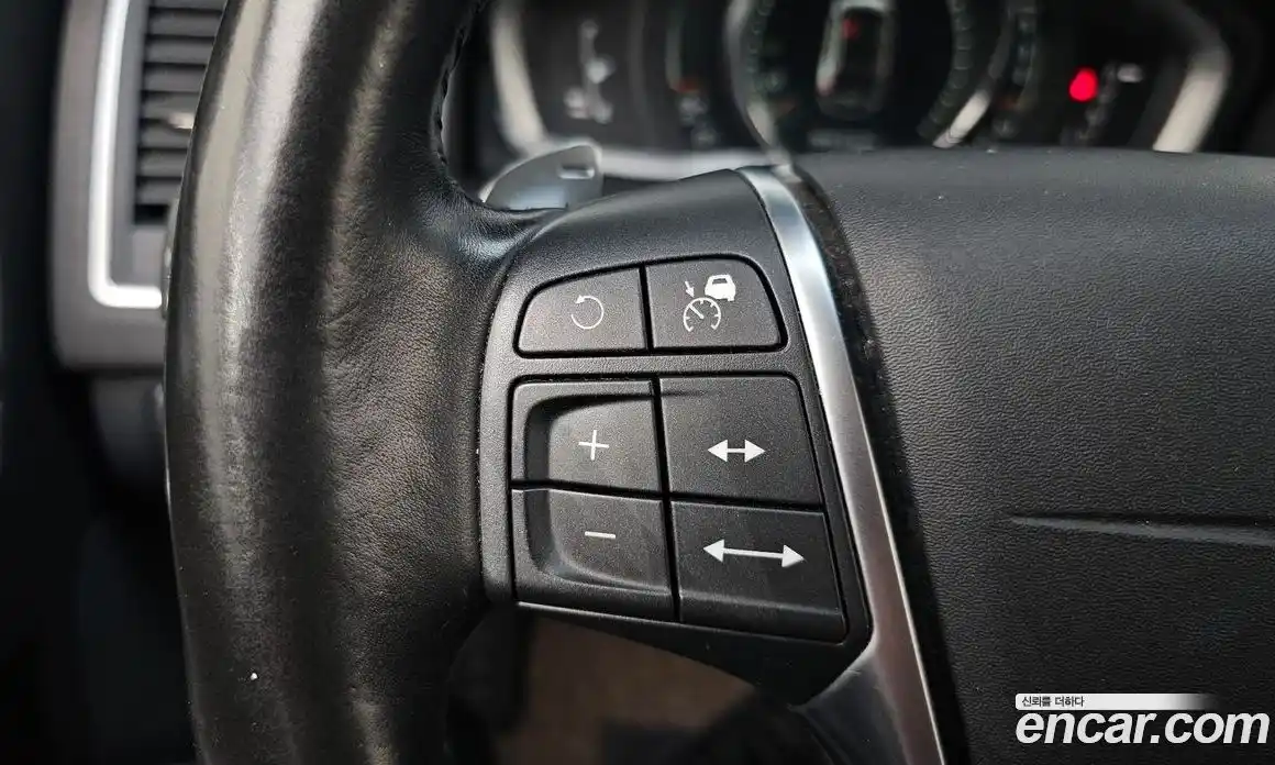 Volvo XC60 2016 2.0 гидро в Москве № 1913165, фото 26