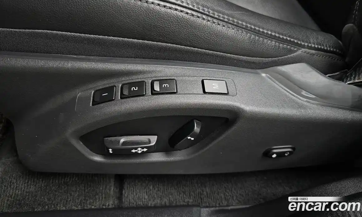 Volvo XC60 2016 2.0 гидро в Москве № 1913165, фото 30