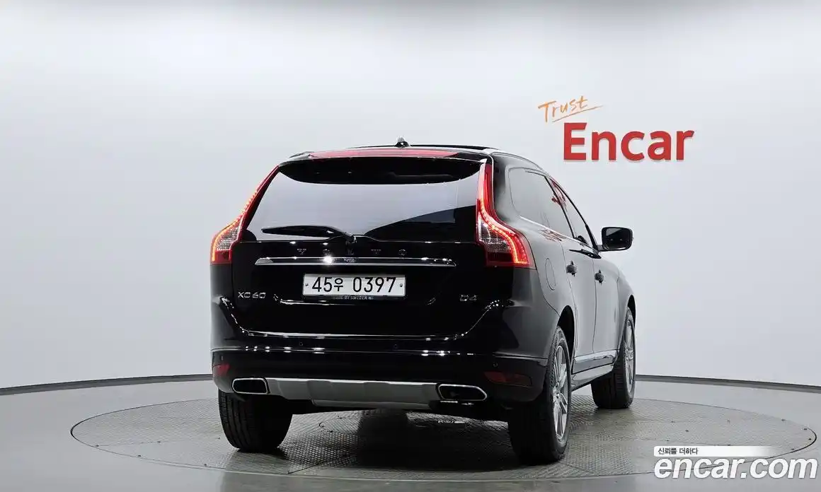 Volvo XC60 2016 2.0 гидро в Москве № 1913165, фото 3