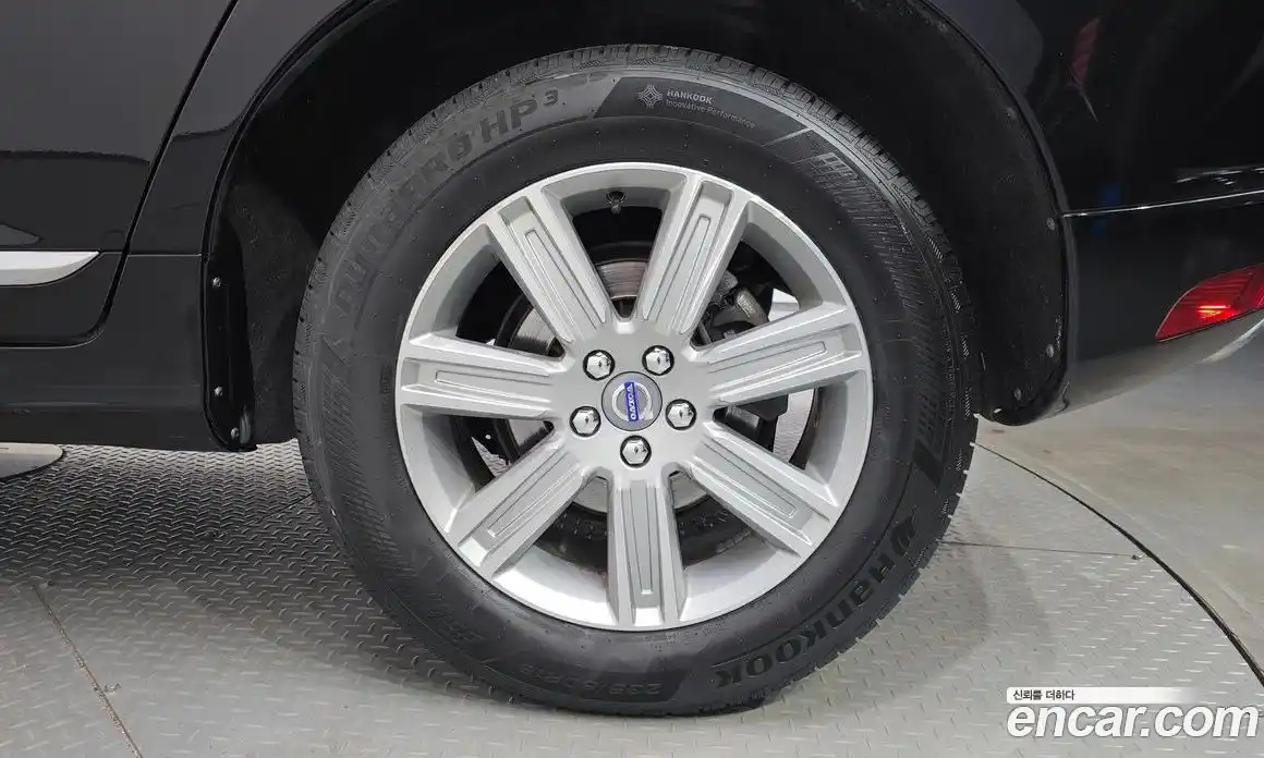 Volvo XC60 2016 2.0 гидро в Москве № 1913165, фото 6