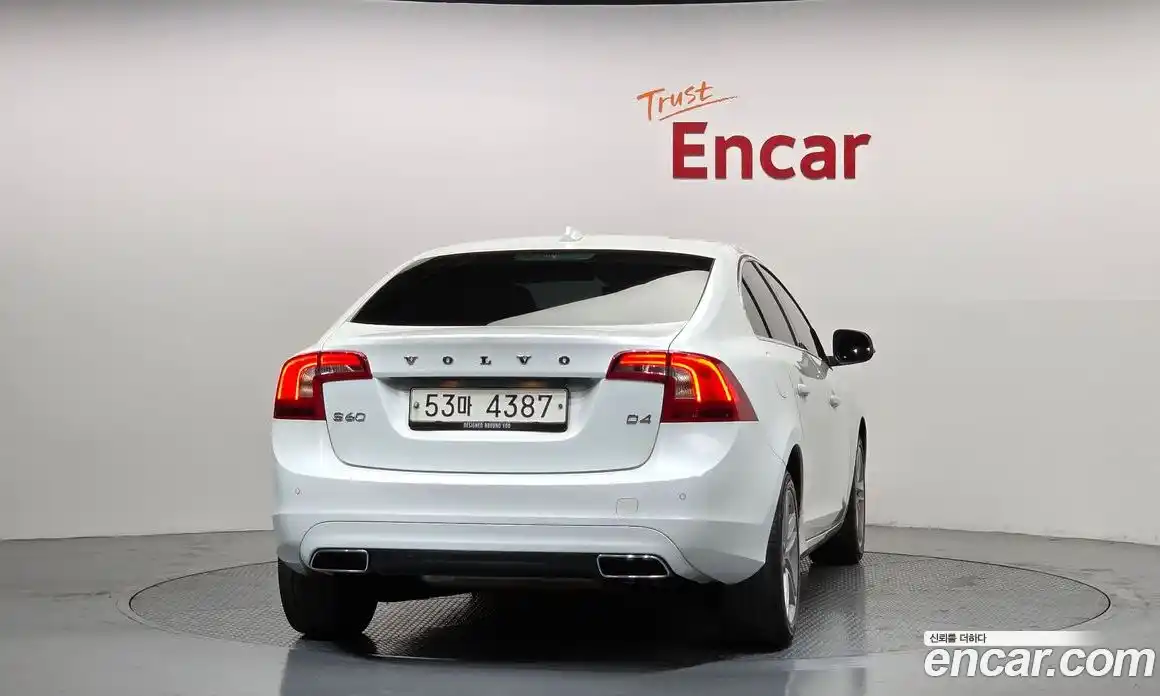 Volvo S60 2015 2.0 гидро в Москве № 1913232, фото 4