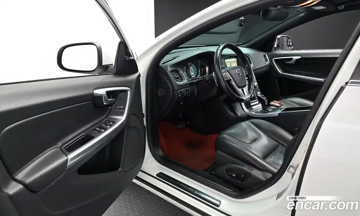 Volvo S60 2015 2.0 гидро в Москве № 1913232, фото 10