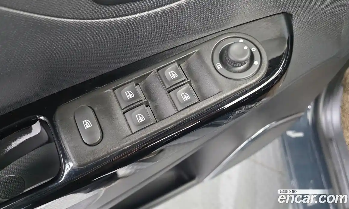 Renault QM3 2015 1.5 гидро в Москве № 1913265, фото 14