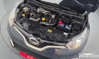 Renault QM3 2015 1.5 гидро в Москве № 1913265, миниатюра 6