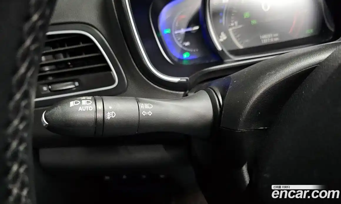 Renault QM6 2016 2.0 гидро в Москве № 1913688, фото 29