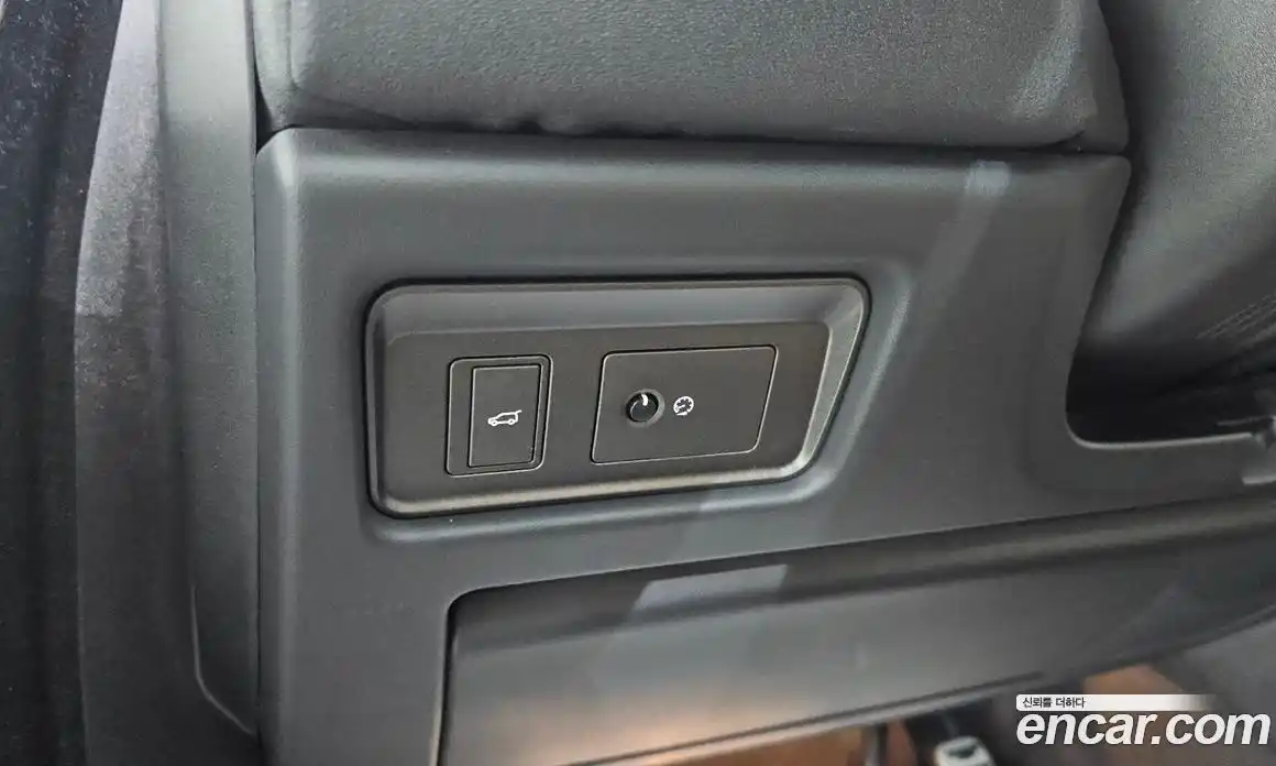 Land Rover Range-Rover Evoque 2019 2.0 гидро в Москве № 1914998, фото 27