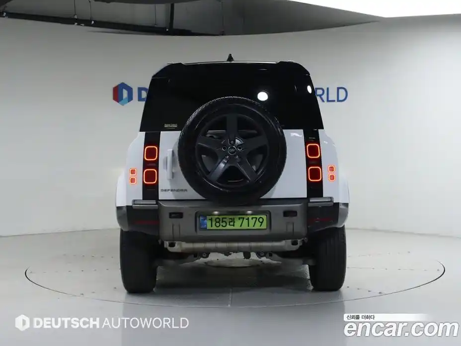 Land Rover Defender 2025 2.0 гидро в Москве № 1915302, фото 4