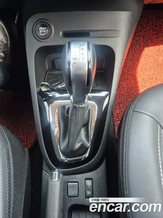 Renault QM3 2017 1.5 гидро в Москве № 1915343, фото 19
