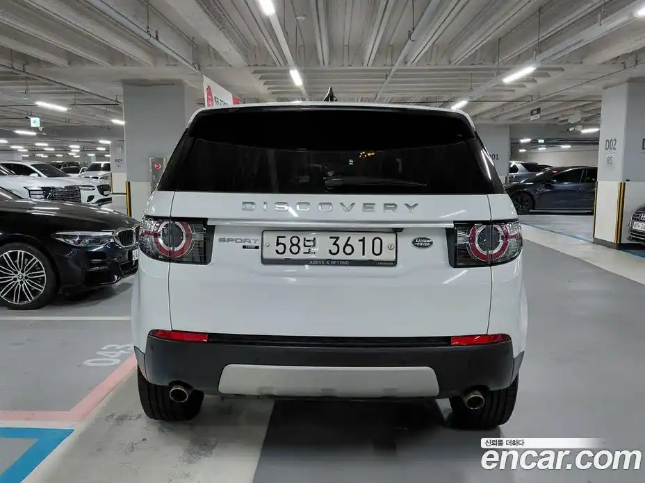 Land Rover Discovery Sport 2017 2.0 гидро в Москве № 1915354, фото 4