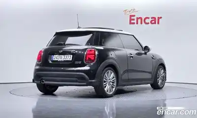 Mini Cooper 2023 1.5 гидро в Москве № 1915613, миниатюра 2