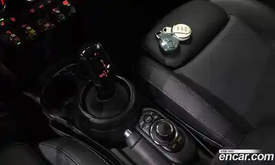 Mini Cooper 2023 1.5 гидро в Москве № 1915613, миниатюра 9