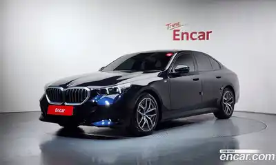 BMW 5-Series, 2023