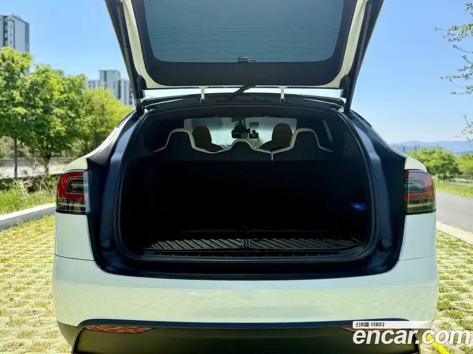Tesla Model X 2023 0.3 гидро, фото 9